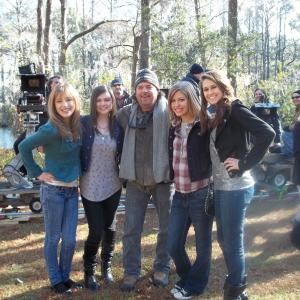 Katie and the girls taking a break on set with the Director, Peter Kowalski. One Tree Hill 
