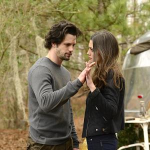 Still of Nathan Parsons and Phoebe Tonkin in The Originals 2013