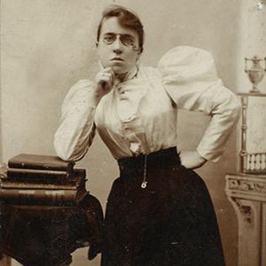 Emma Goldman anarchist-feminist drew from American & Russian revolutionaries.Was banned by her own country the USA (armourae)
