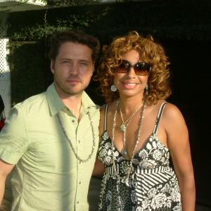 Jason Priestly and Wynne Wharff at the MTV Gifting Lounge 2008