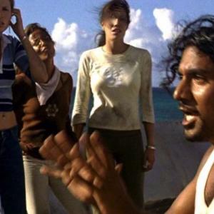 Lost ABC Pilot Episode 1 Faith Fay Naveen Andrews