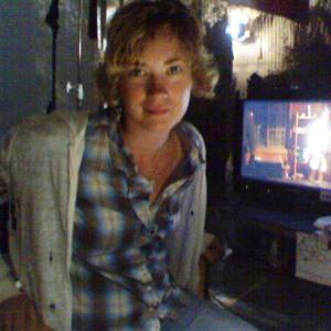 Jen Heck on the set of Dexter 2007