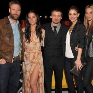 Aaron Eckhart, Jeremy Renner, Molly Sims, Maria Menounos and Olivia Munn