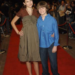 Kesun Loder and Alexia Fast at event of Fido (2006)