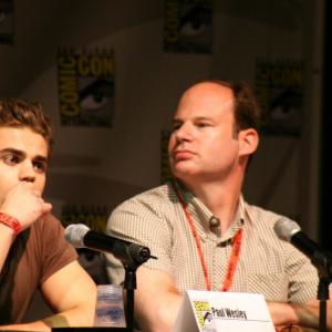 Paul Wesley and Bob Levy at event of Vampyro dienorasciai (2009)