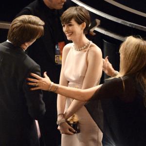 Anne Hathaway at event of The Oscars 2013