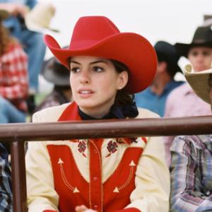 Still of Anne Hathaway in Kuprotas kalnas (2005)