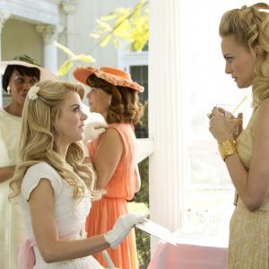 Still of Heather Graham and Rose McIver in Petals on the Wind (2014)