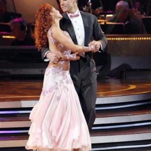 Still of Kurt Warner and Anna Trebunskaya in Dancing with the Stars (2005)