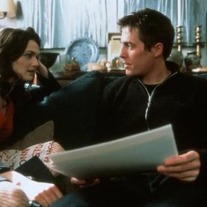 Still of Hugh Grant and Rachel Weisz in Gyvenimas pagal ji 2002