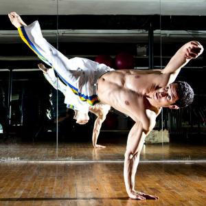 Men's Health magazine capoeira training