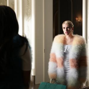 Still of Niecy Nash and Emma Roberts in Scream Queens (2015)