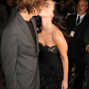Megan Fox and Johnny Simmons at event of Dzeniferes kunas 2009