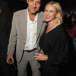 Clive Owen and Naomi Watts at event of Mother and Child 2009