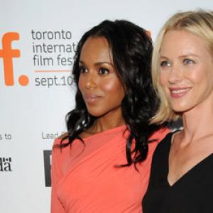 Kerry Washington and Naomi Watts at event of Mother and Child (2009)
