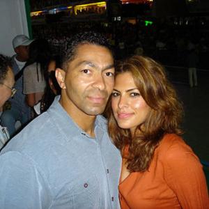 Darrell Foster and Eva Mendes Hitch World Tour