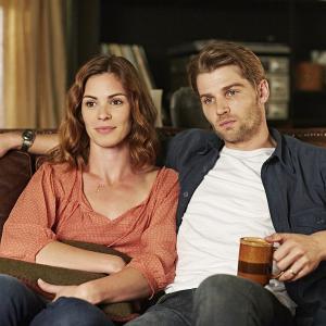 Still of Mike Vogel and Daisy Betts in Childhoods End 2015