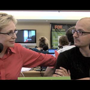 Jane Lynch and Dave Gaw discussing Glee