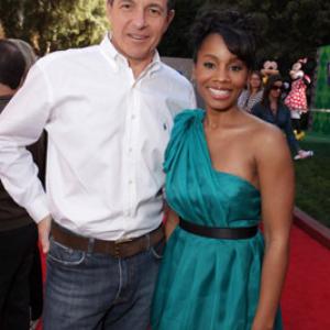 Anika Noni Rose and Robert A. Iger at event of The Princess and the Frog (2009)