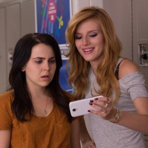 Still of Mae Whitman and Bella Thorne in The DUFF 2015