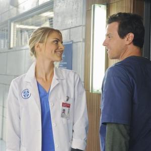 Eliza Coupe and Michael Mosley SCRUBS