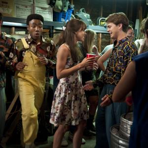 Still of Aubrey Plaza Johnny Simmons and Donald Glover in Sekso abecele 2013