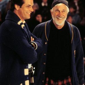 Still of Leslie Nielsen and Paul Gross in Men with Brooms 2002