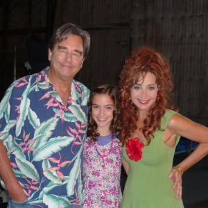 Liv with her parents Annie Potts and Beau Bridges on the set of Single With Parents