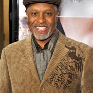 James Pickens at event of Frankie & Alice (2010)