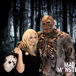 Hanging out with My favorite monster,Kane Hodder as Jason ,Fri 13th7