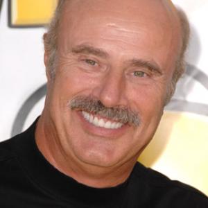 Phil McGraw at event of The Simpsons Movie (2007)
