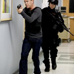 Still of Kiefer Sutherland and DR Lewis in 24