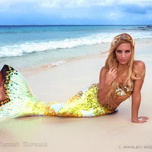 Hannah Fraser shooting for Tears of a Mermaid
