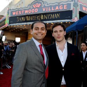 Palak Patel and Sam Claflin at event of Snieguole ir medziotojas 2012