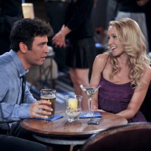 Still of Josh Radnor and Anna Camp in ep 908 of How I Met Your Mother on CBS
