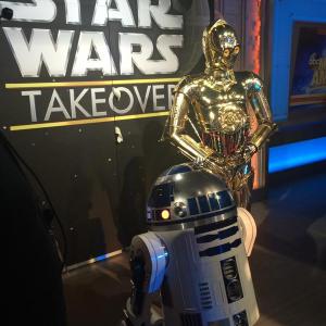 R2D2 and C3PO appear on Good Morning America 10 April 2015