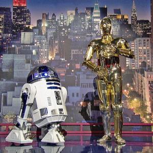 R2-D2 and C-3PO give the Top Ten list on The Late Show with David Letterman: Season 22, Episode 124