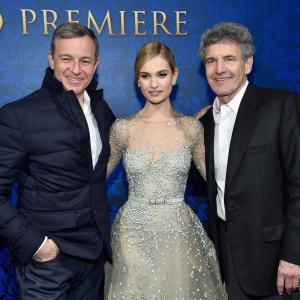 Alan Horn, Robert A. Iger and Lily James at event of Pelene (2015)