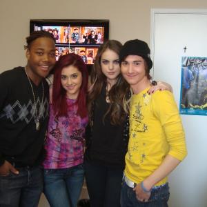 On set with the Cast of Victorious