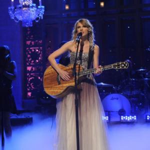 Still of Taylor Swift in Saturday Night Live 1975