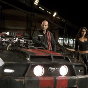 Still of Jason Statham and Natalie Martinez in Mirties lenktynes (2008)