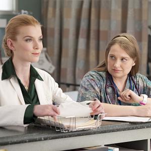 Still of Merritt Wever and Betty Gilpin in Nurse Jackie (2009)