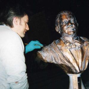 Chris finishing off a bust for The Day After Tomorrow 2004