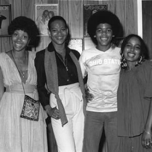 The Sylvers visiting the Los Angeles offices of Cashbox music trade magazine Sheila Eldridge of Casablanca Records Angie Sylvers Foster Sylvers Carita Spencer  RB Editor at Cashbox Magazine