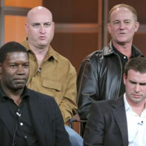 Scott Foley Dennis Haysbert Shawn Ryan and Eric L Haney at event of Specialusis burys 2006