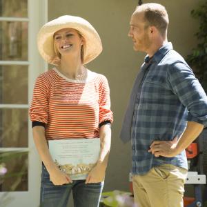 Still of Ethan Embry and Brooklyn Decker in Grace and Frankie (2015)