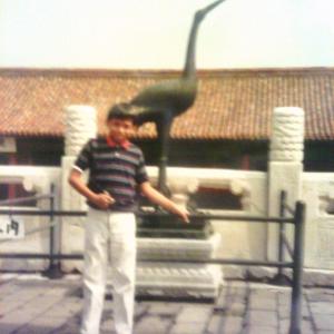 Edmund K Lo photo shoot in China on September 1986.