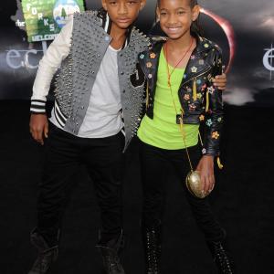 Jaden Smith and Willow Smith at event of The Twilight Saga Eclipse 2010