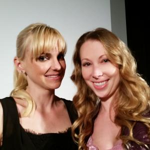 Jennifer Day and Anna Faris from MOM