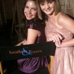Nicole  Kerris Dorsey on set of Brothers  Sisters